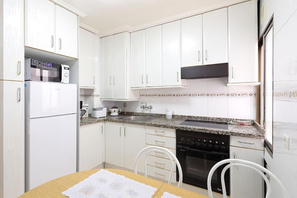 621B Acogedor Apartamento Oviedo Buitenkant foto